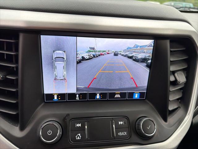 2023 GMC Acadia SLT