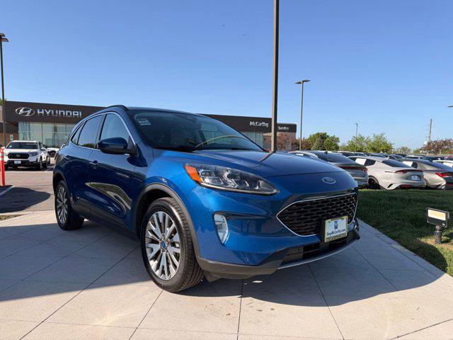 2022 Ford Escape Titanium Hybrid