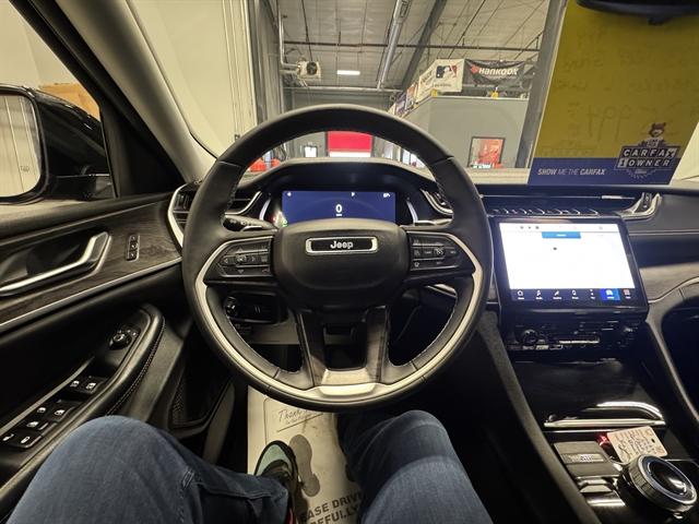 2023 Jeep Grand Cherokee L Limited 4x4