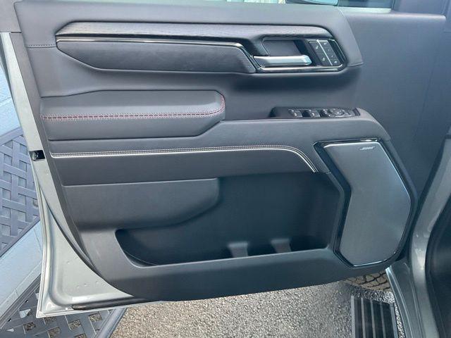 2026 GMC Sierra 2500HD Crew Cab, Standard Bed, AT4X, 4WD