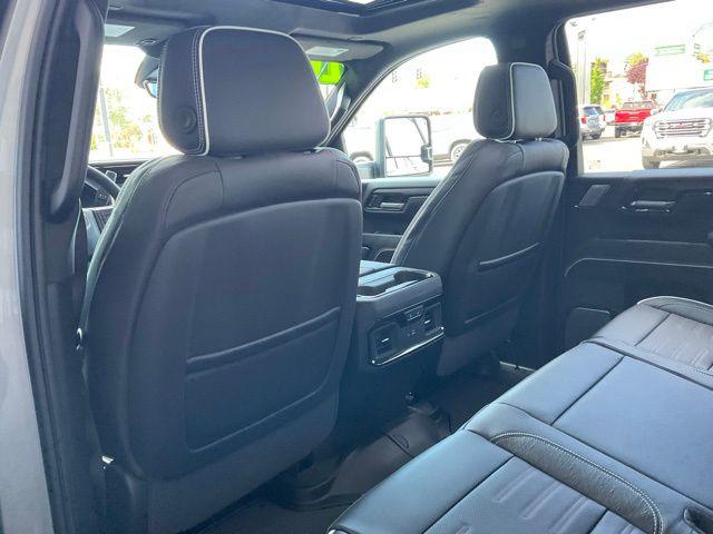 2026 GMC Sierra 2500HD Crew Cab, Standard Bed, AT4X, 4WD