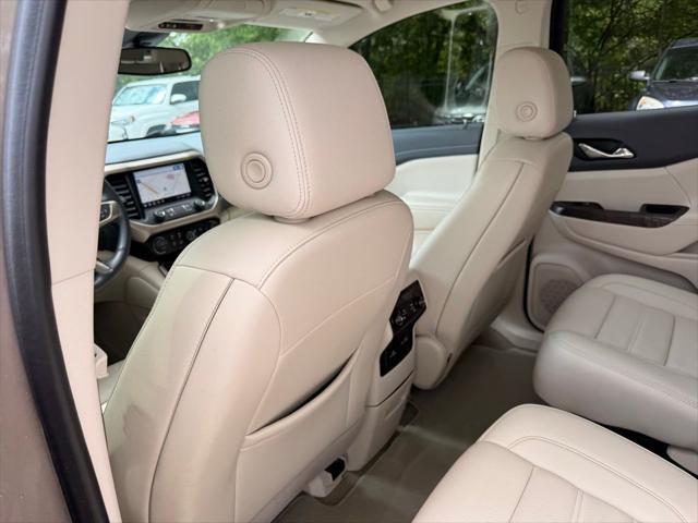2023 GMC Acadia FWD Denali