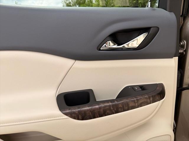 2023 GMC Acadia FWD Denali