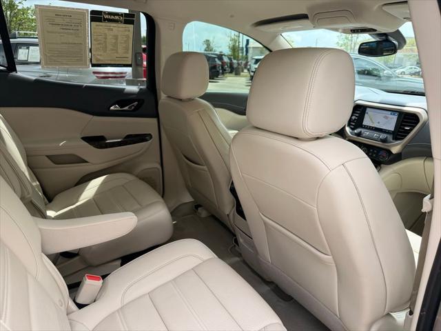 2023 GMC Acadia FWD Denali