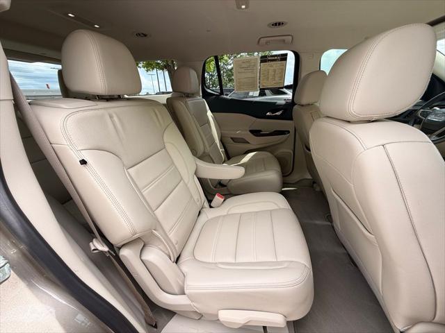 2023 GMC Acadia FWD Denali
