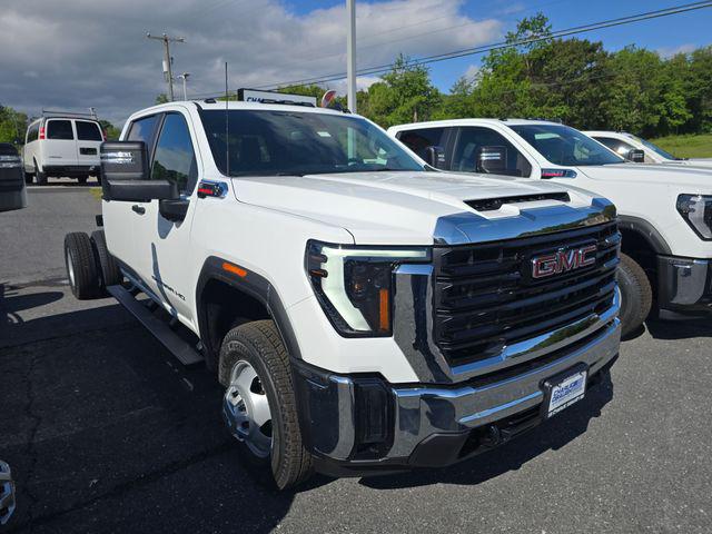 2026 GMC Sierra 3500HD Pro