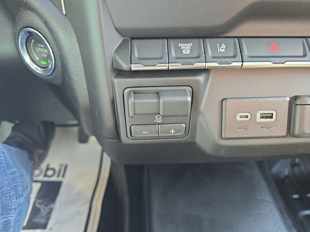 2026 GMC Sierra 3500HD Pro