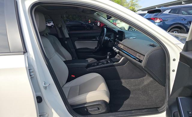 2024 Honda Civic Touring