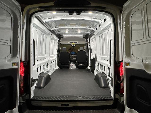 2026 Ford Transit Cargo Van Base