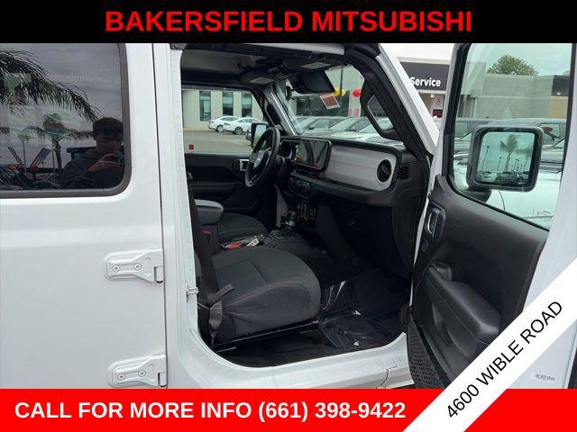 2025 Jeep Wrangler 4-Door Summit 4x4