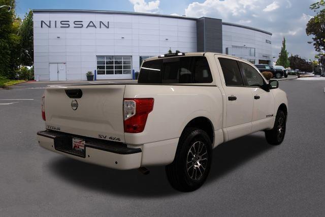 2023 Nissan Titan Crew Cab SV 4x4
