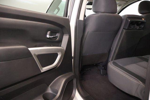 2023 Nissan Titan Crew Cab SV 4x4