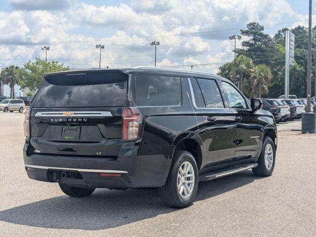 2023 Chevrolet Suburban LT