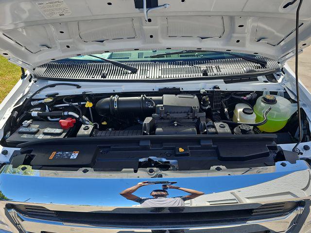 2026 Ford E-350 Cutaway Base