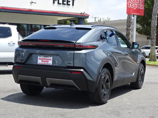 2026 Toyota C-HR SE