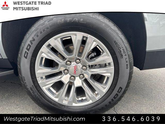 2025 GMC Yukon 4WD Denali