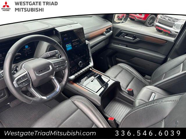 2025 GMC Yukon 4WD Denali