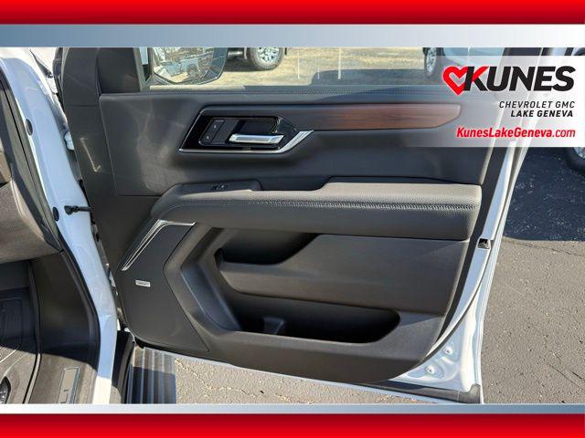 2026 GMC Yukon 4WD Denali