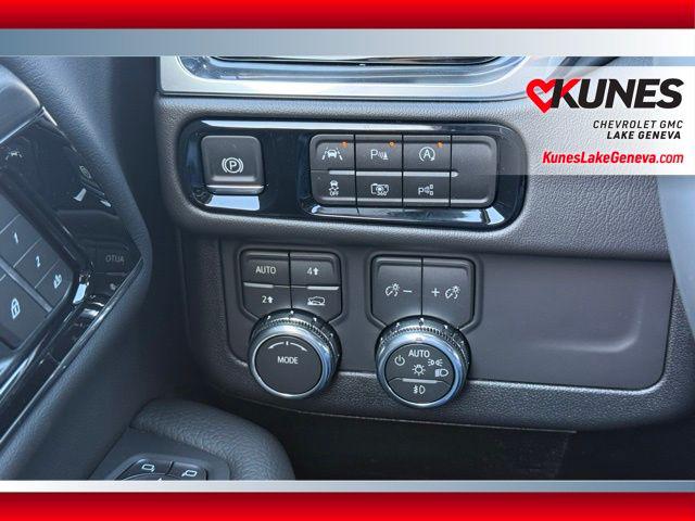 2026 GMC Yukon 4WD Denali
