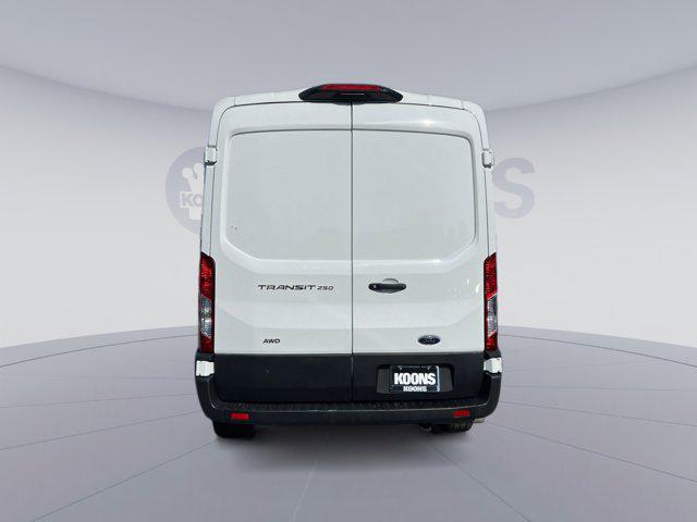 2025 Ford Transit Cargo Van 148 WB Medium Roof Cargo