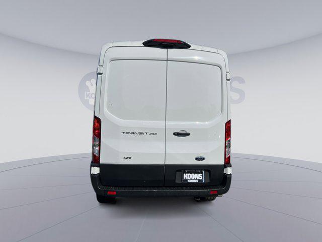 2025 Ford Transit Cargo Van 148 WB Medium Roof Cargo