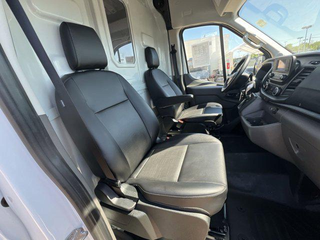 2025 Ford Transit Cargo Van 148 WB Medium Roof Cargo