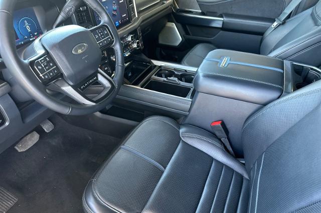 2025 Ford F-450 Platinum