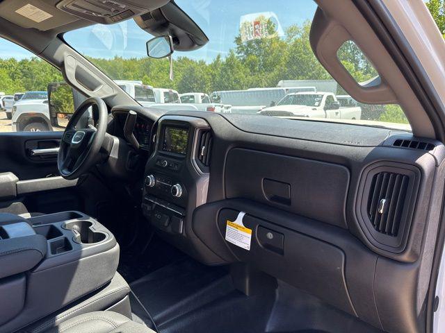 2026 GMC Sierra 3500HD Pro