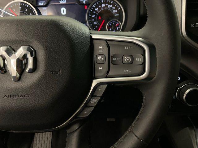 2025 Ram 1500 Big Horn Crew Cab 4x4 5'7" Box