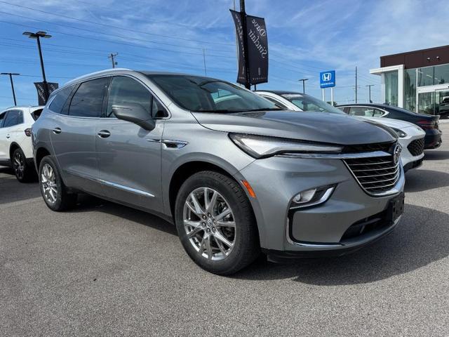 2023 Buick Enclave Essence AWD
