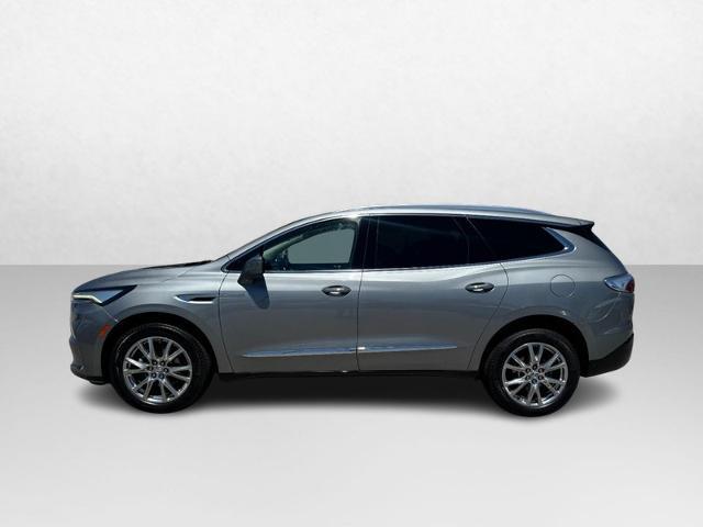 2023 Buick Enclave Essence AWD