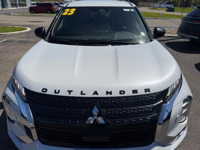 2023 Mitsubishi Outlander Unknown