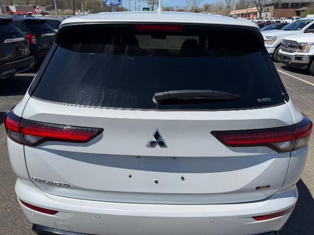 2023 Mitsubishi Outlander Unknown