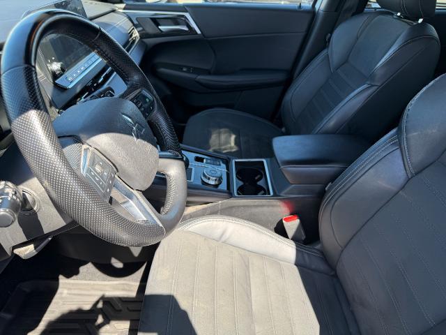2023 Mitsubishi Outlander Unknown