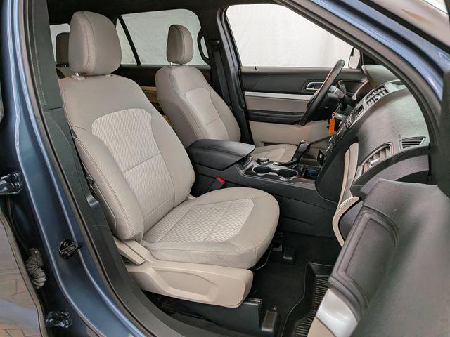 2018 Ford Explorer Base