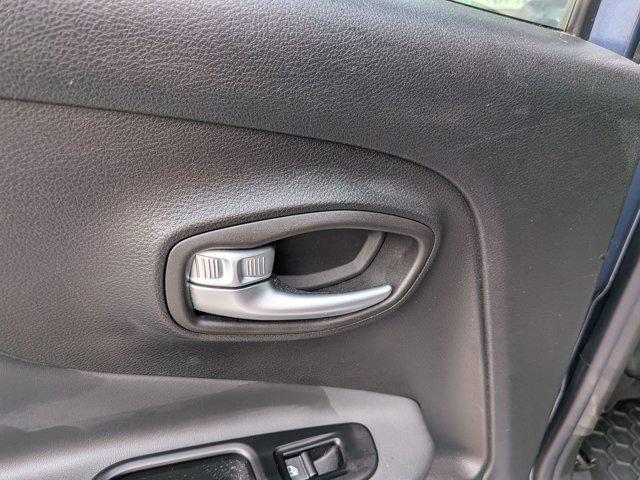2020 Jeep Renegade Altitude FWD