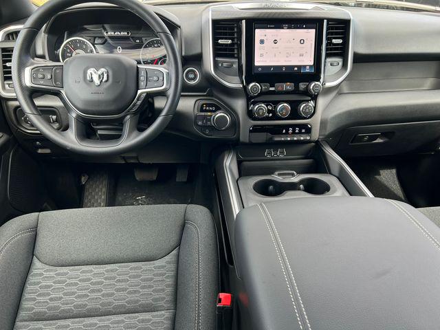 2026 Ram 1500 Express Crew Cab 4x4 57 Box