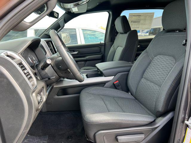 2026 Ram 1500 Express Crew Cab 4x4 57 Box
