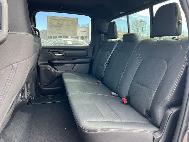 2026 Ram 1500 Express Crew Cab 4x4 57 Box