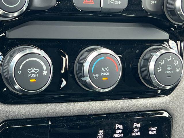 2026 Ram 1500 Express Crew Cab 4x4 57 Box