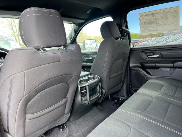 2026 Ram 1500 Express Crew Cab 4x4 57 Box