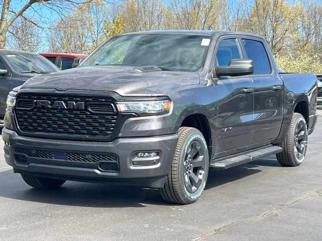 2026 Ram 1500 Express Crew Cab 4x4 57 Box