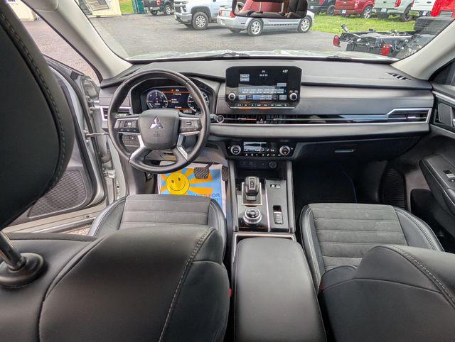 2023 Mitsubishi Outlander PHEV SE S-AWC