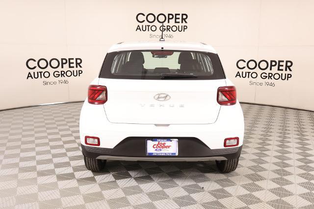 2026 Hyundai Venue SE