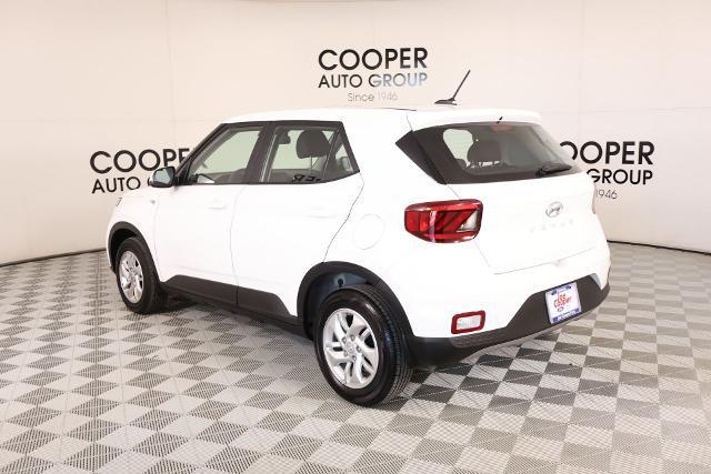 2026 Hyundai Venue SE