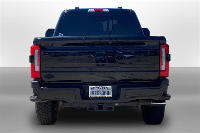 2025 Ford F-250 Platinum
