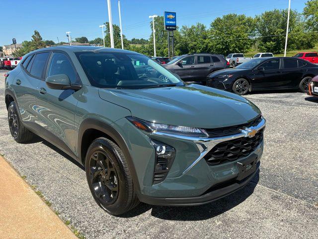 2026 Chevrolet Trax FWD LS