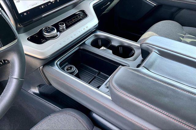 2025 Ford Expedition Active MAX