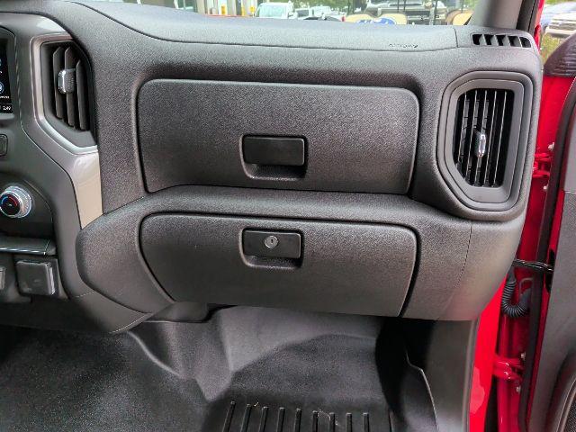 2024 GMC Sierra 1500 4WD Regular Cab Standard Box Pro