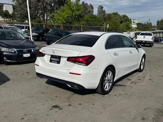 2021 Mercedes-Benz A 220 A 220